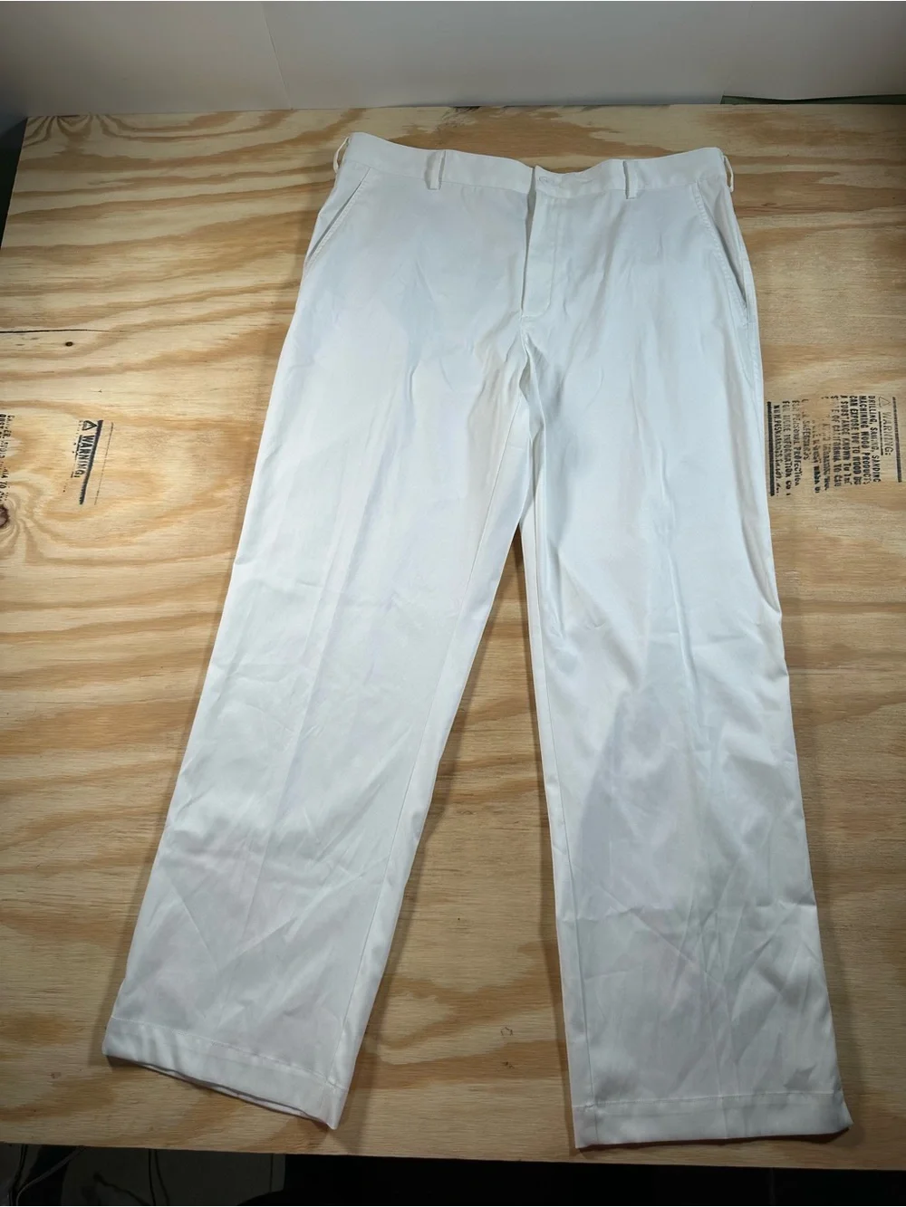 Nike Golf Dri-FIT Pants Mens 38x32 White Flat Front Stretch Athletic Chinos